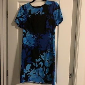 Trina Turk Sheath, size 6